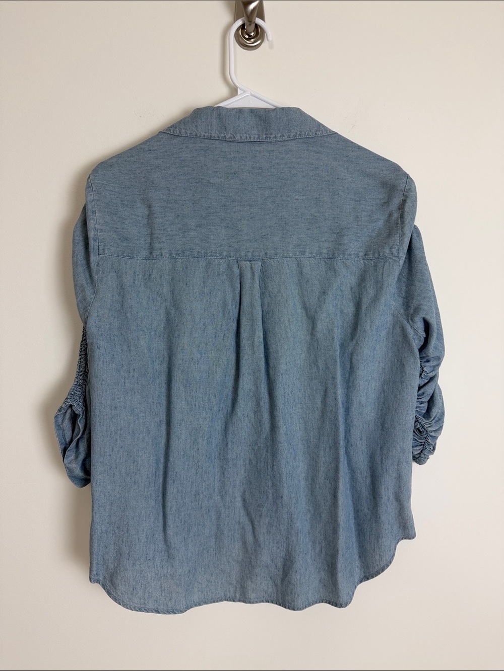 Veronica Beard Porta shirt Light Blue Denim  Shirt size large - Picture 7 of 9